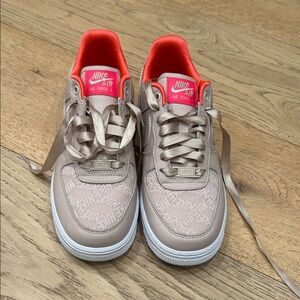 Nike Air Force 1 in Taupe and Coral